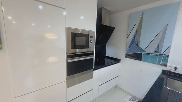 3 soverom Leilighet til salgs i Los Altos med svømmebasseng garasje - € 300 000 (Ref: 9977705)