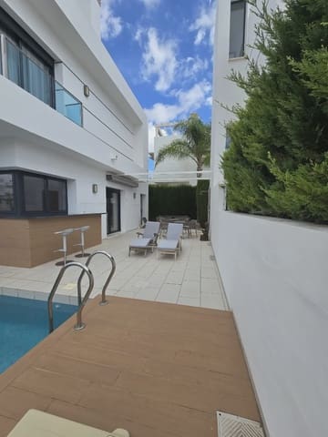 3 soveværelse Villa til salg i Ciudad Quesada, Rojales med swimmingpool garage - € 470.000 (Ref: 9977708)