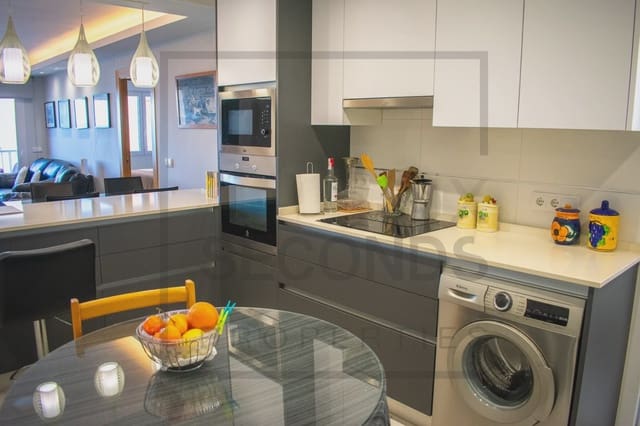 3 makuuhuone Huoneisto myytävänä paikassa Playa del Cura, Torrevieja - 325 000 € (Ref: 9977879)