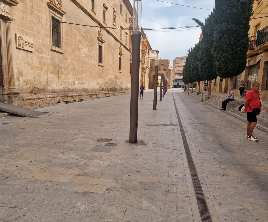 Local Comercial en Orihuela en venta - 37.000 € (Ref: 9979311)