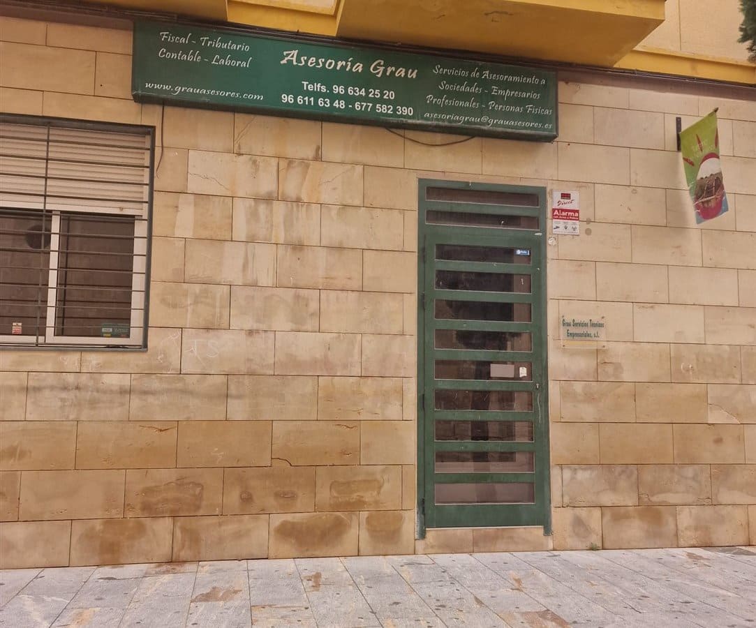 Local Comercial en Orihuela en venta - 37.000 € (Ref: 9979311)