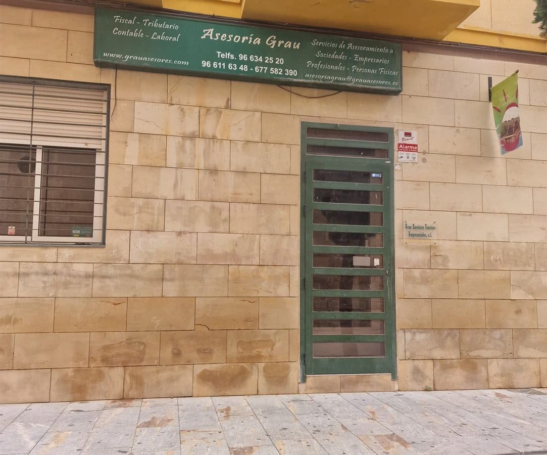 Local Comercial en Orihuela en venta - 37.000 € (Ref: 9979311)