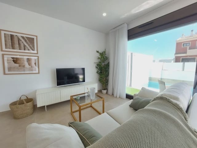 3 soverom Villa til salgs i Los Peñascos - El Salero - Los Imbernones, San Pedro del Pinatar med svømmebasseng - € 395 000 (Ref: 9979331)