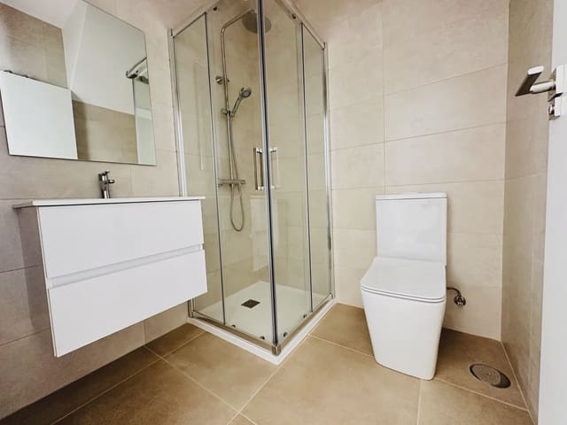 3 soverom Villa til salgs i Pilar de la Horadada ciudad, Pilar de la Horadada med svømmebasseng garasje - € 265 000 (Ref: 9979332)