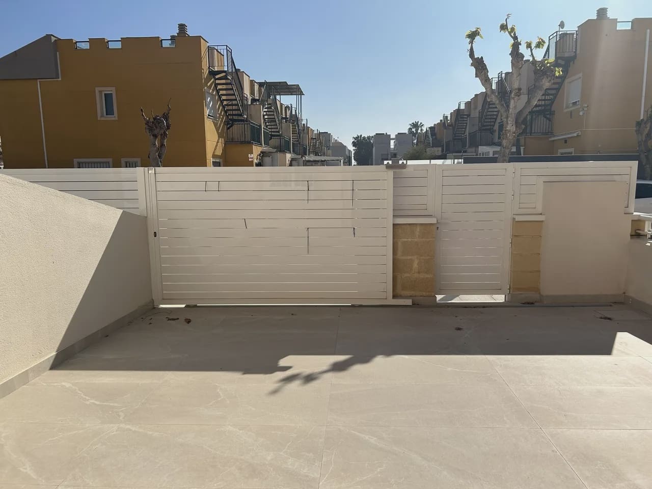 2 bedroom Apartment for sale in Pilar de la Horadada with pool garage - € 225,000 (Ref: 9979338)