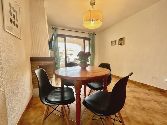 Apartamento de 2 habitaciones en Cabo Roig, Orihuela en venta con piscina garaje - 205.000 € (Ref: 9979343)