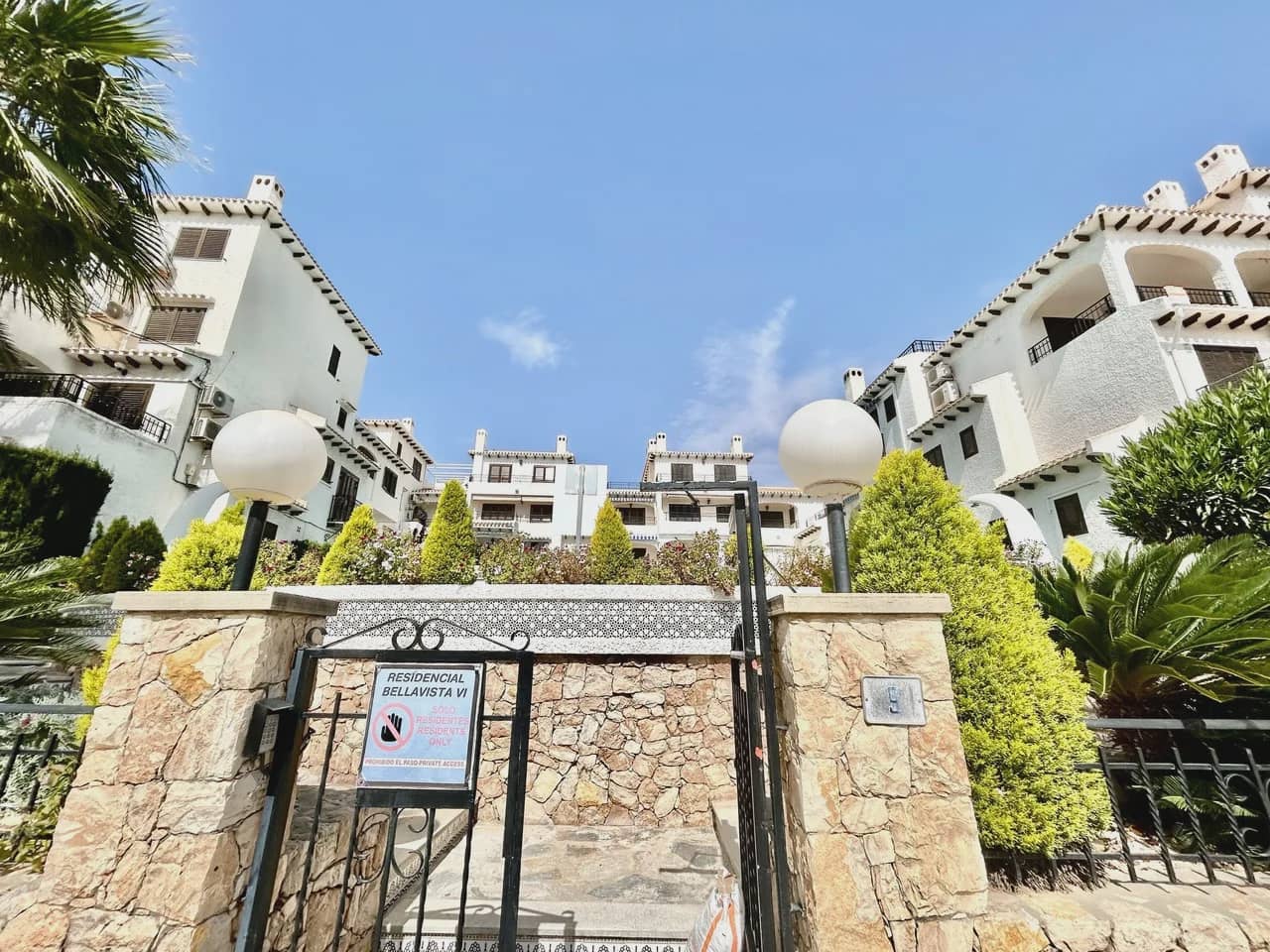 2 sypialnia Apartament na sprzedaż w Cabo Roig z basenem garażem - 205 000 € (Ref: 9979343)