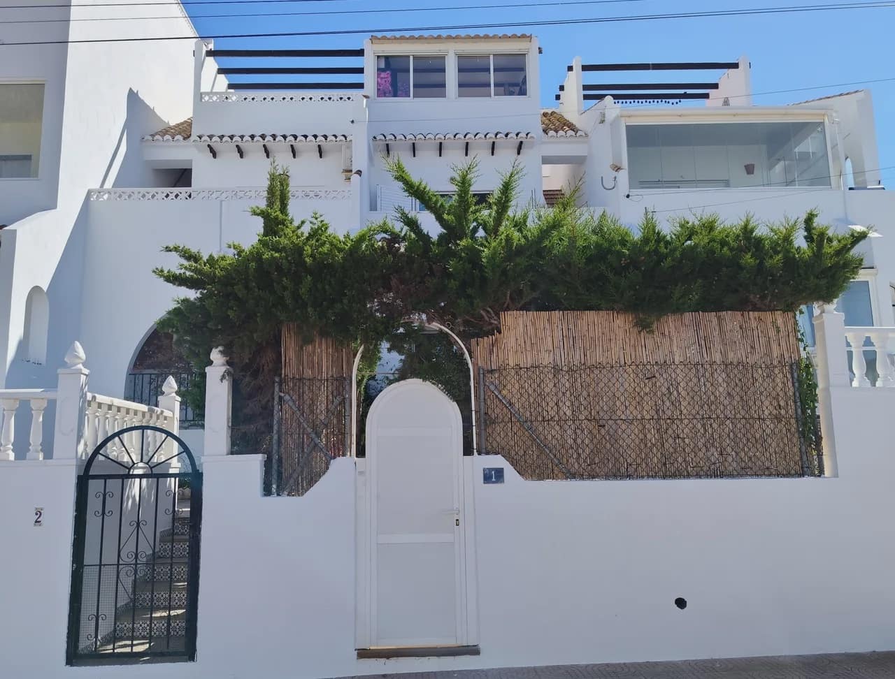 2 Zimmer Bungalow zu verkaufen in Ciudad Quesada mit Pool Garage - 215.000 € (Ref: 9979350)