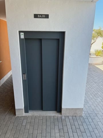 2 soveværelse Lejlighed til salg i Pilar de la Horadada ciudad, Pilar de la Horadada med swimmingpool garage - € 289.000 (Ref: 9979354)
