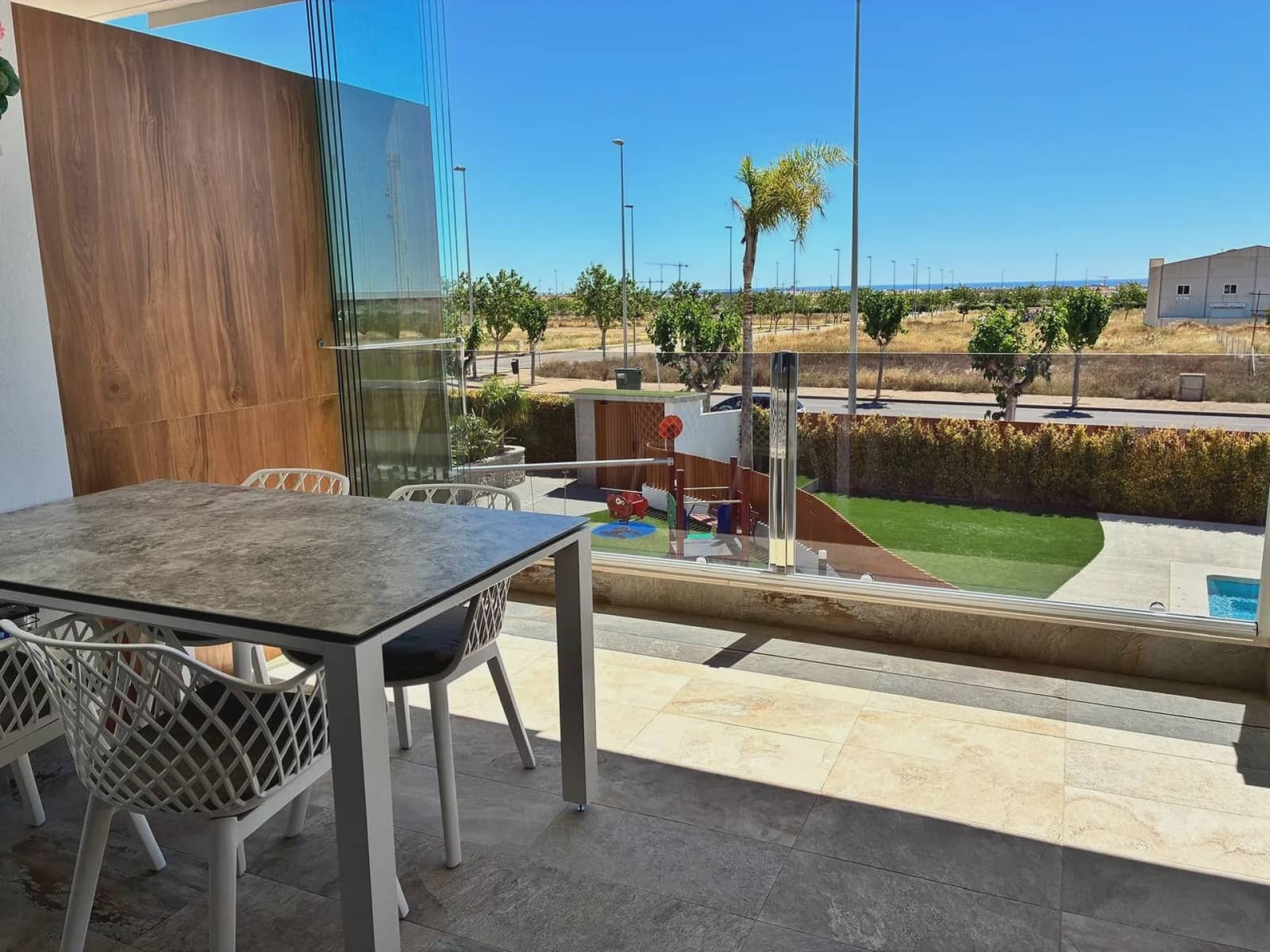 2 soveværelse Lejlighed til salg i Pilar de la Horadada med swimmingpool garage - € 289.000 (Ref: 9979354)