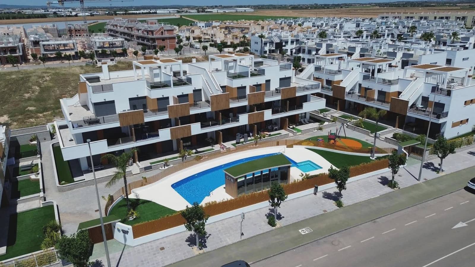 2 soveværelse Lejlighed til salg i Pilar de la Horadada med swimmingpool garage - € 289.000 (Ref: 9979354)