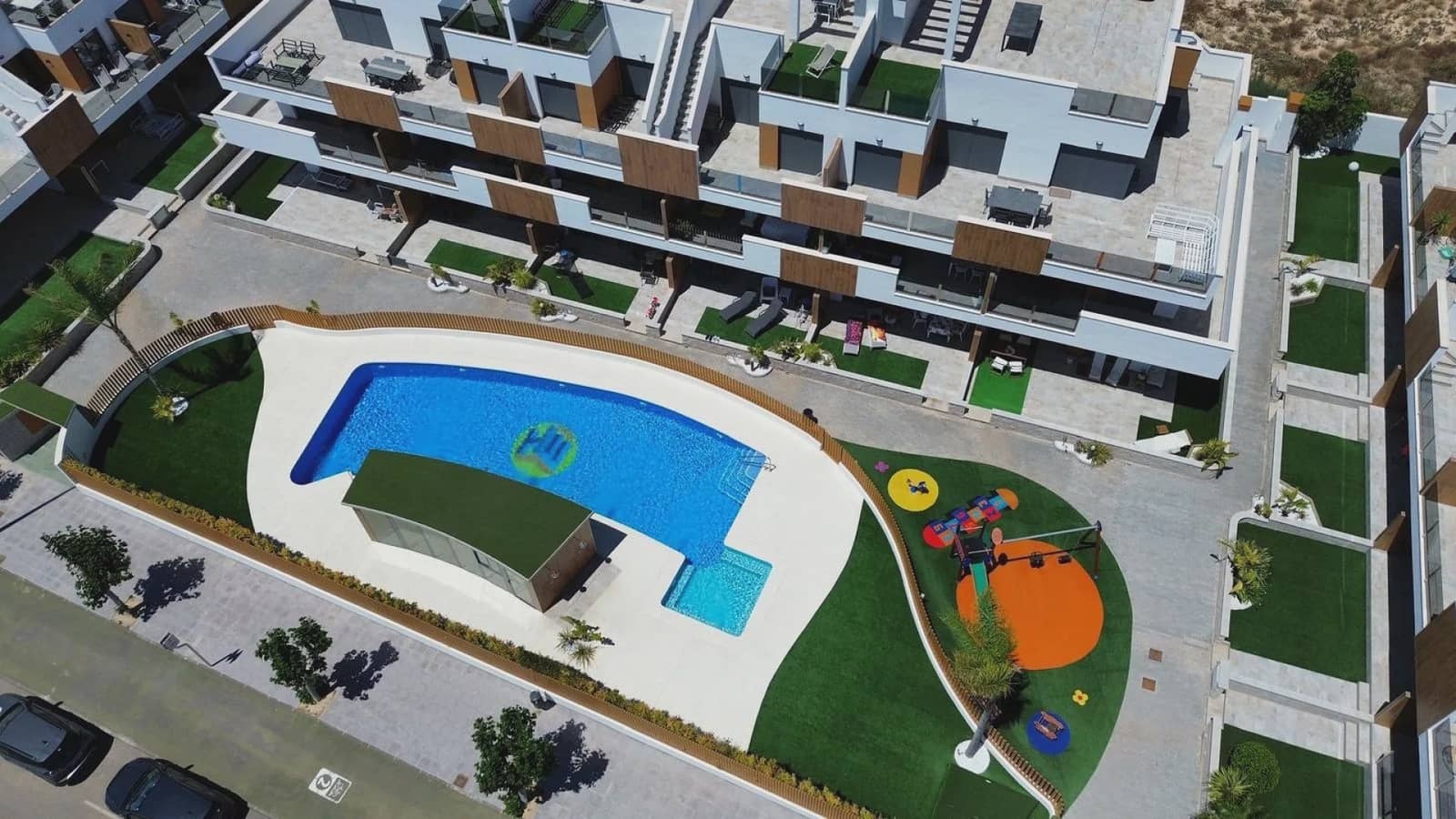 2 soveværelse Lejlighed til salg i Pilar de la Horadada med swimmingpool garage - € 289.000 (Ref: 9979354)