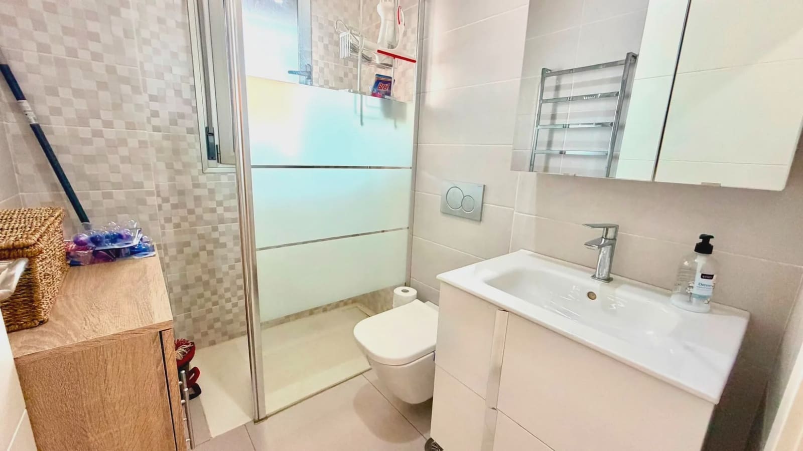 2 soverom Leilighet til salgs i Orihuela Costa med svømmebasseng garasje - € 269 900 (Ref: 9979355)