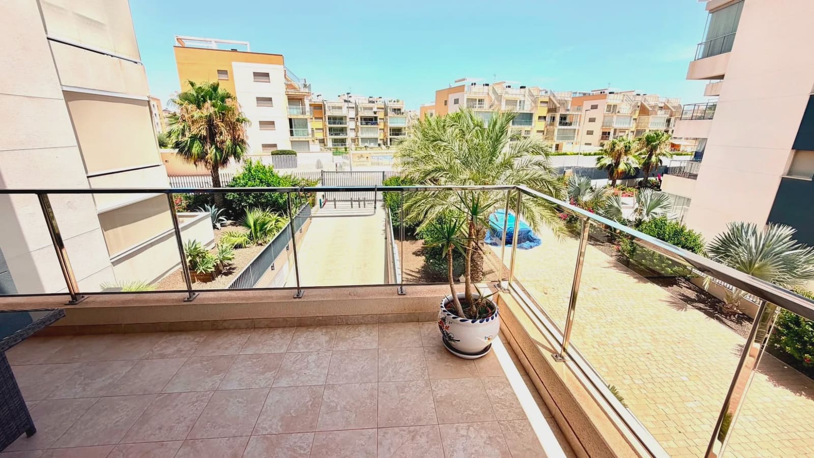 2 soverom Leilighet til salgs i Orihuela Costa med svømmebasseng garasje - € 269 900 (Ref: 9979355)