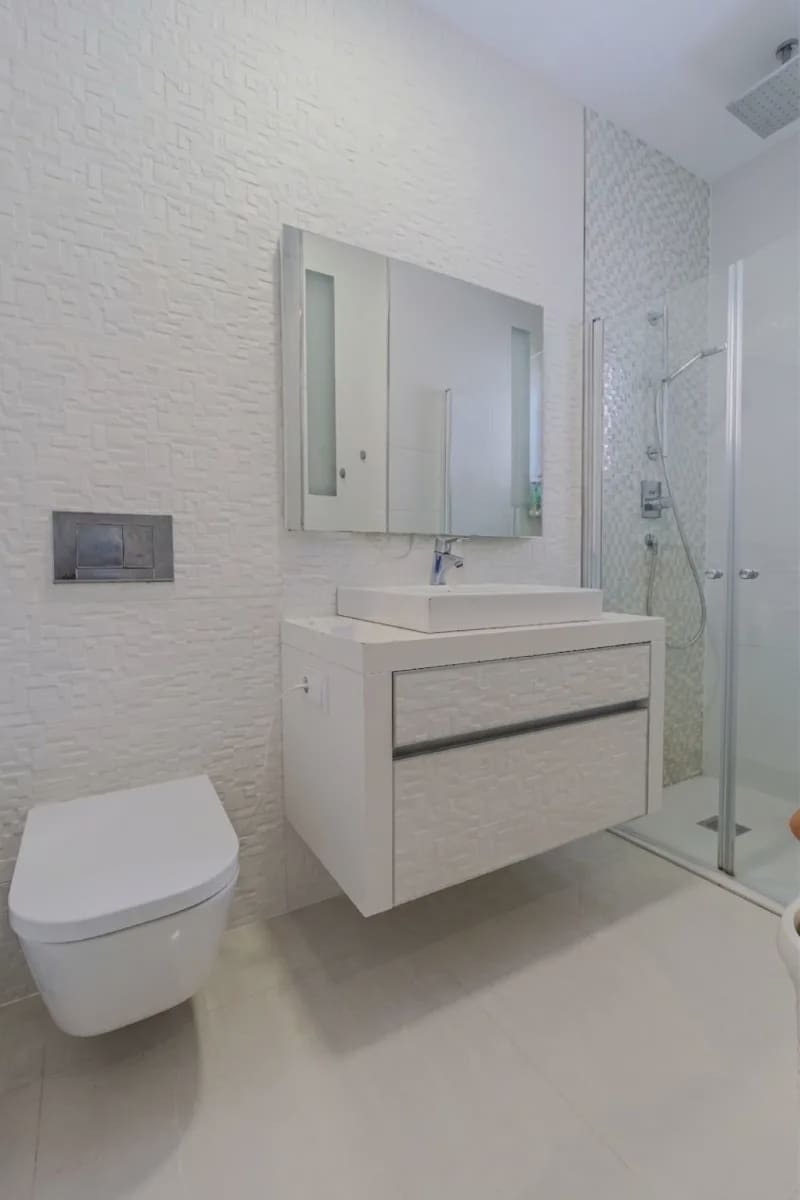 Apartamento de 2 habitaciones en Guardamar del Segura en venta con piscina garaje - 299.000 € (Ref: 9979357)