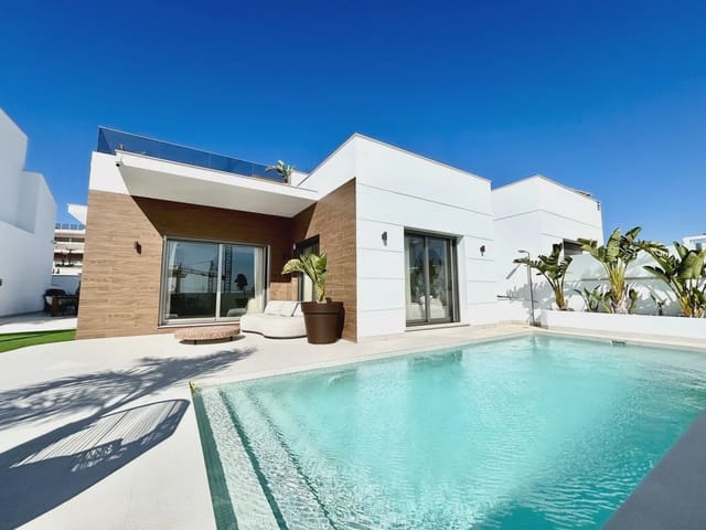 4 chambre Villa/Maison à vendre à San Miguel de Salinas avec piscine - 605 000 € (Ref: 9979372)