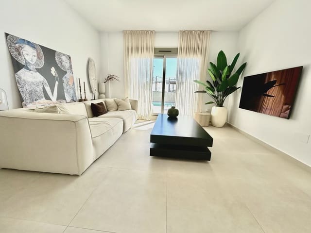 4 chambre Villa/Maison à vendre à San Miguel de Salinas avec piscine - 605 000 € (Ref: 9979372)