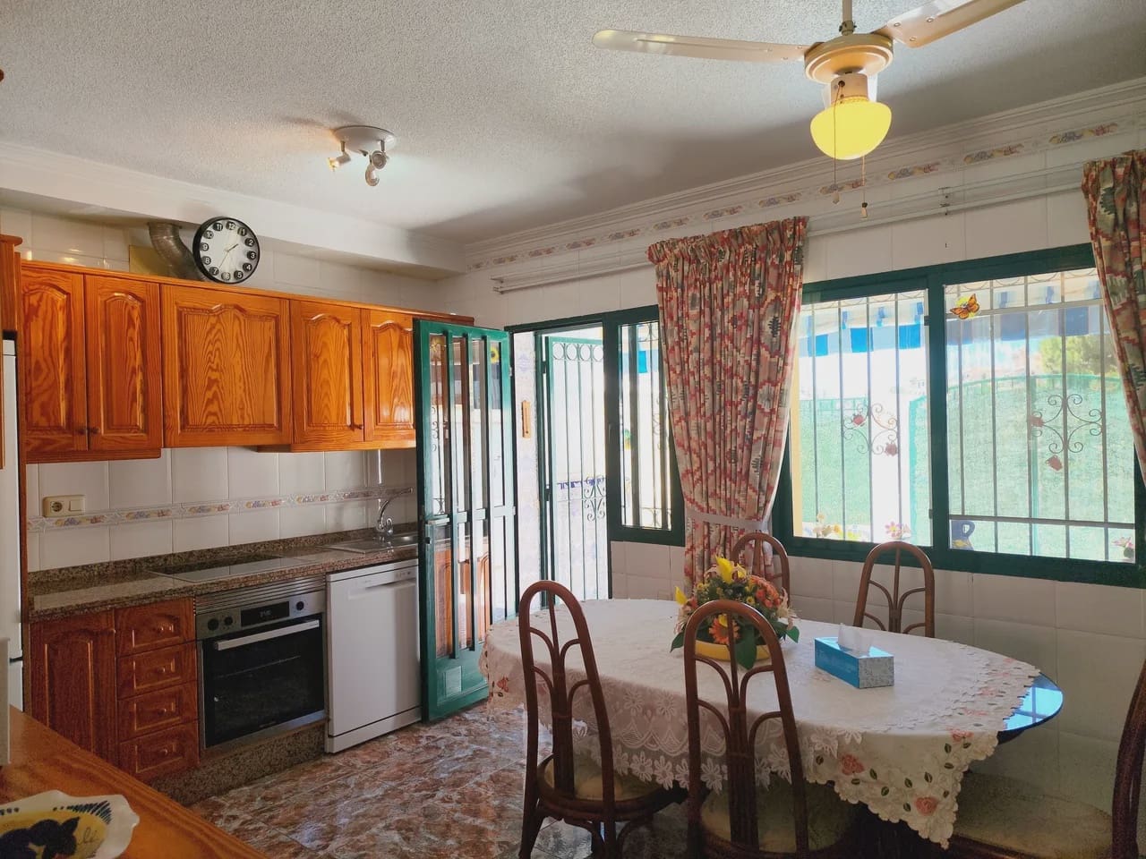 3 soverom Hus til salgs i La Zenia med svømmebasseng garasje - € 250 000 (Ref: 9980063)