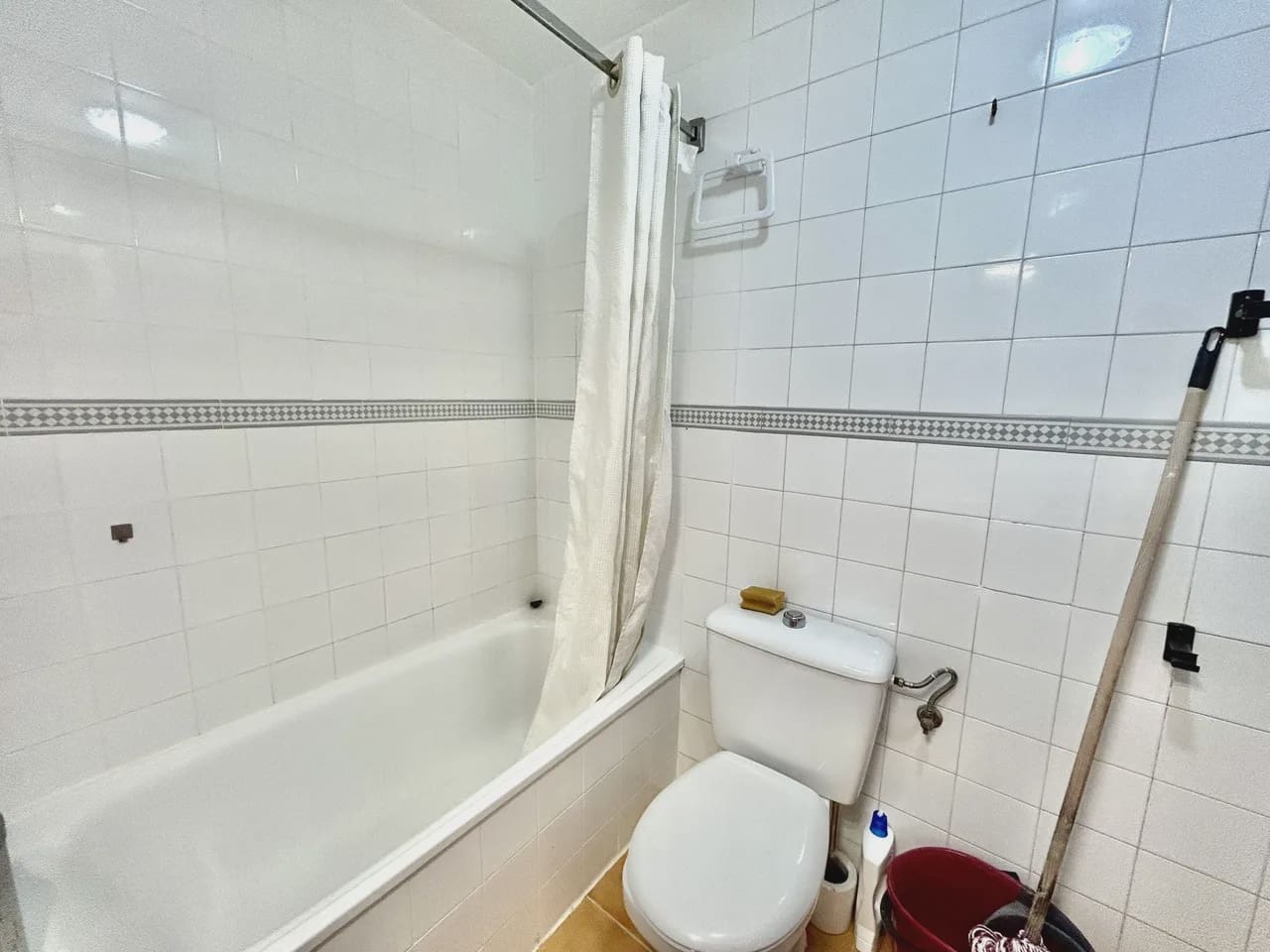 1 soverom Leilighet til salgs i Torrevieja - € 107 000 (Ref: 9980064)