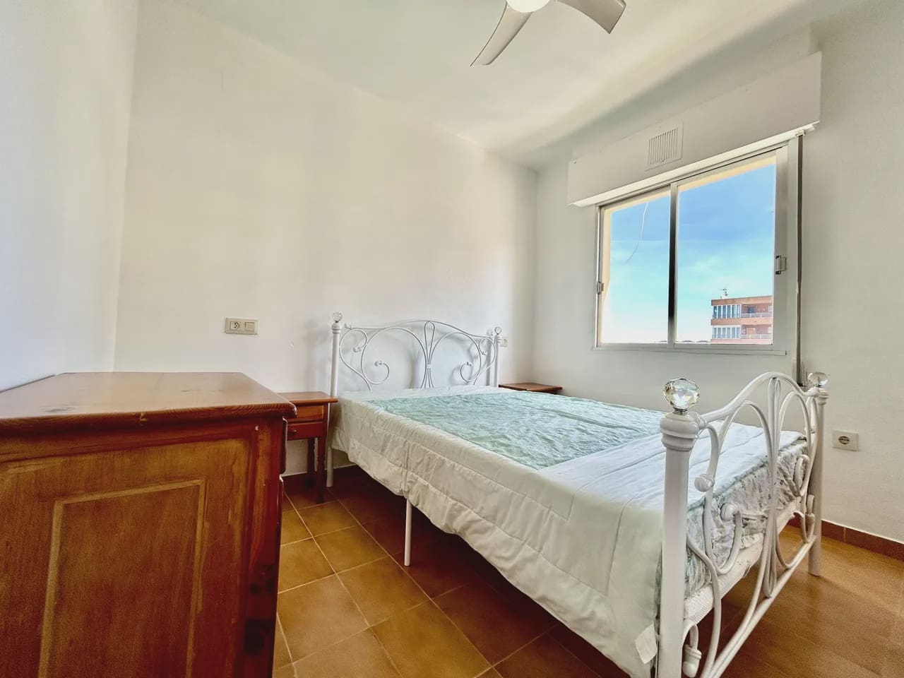 1 soverom Leilighet til salgs i Torrevieja - € 107 000 (Ref: 9980064)