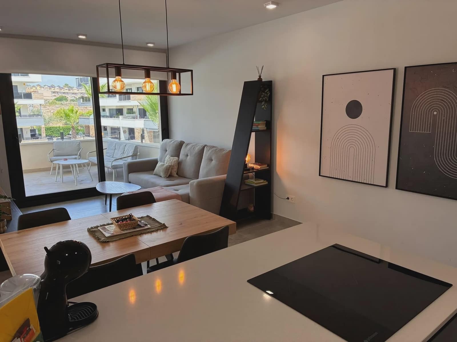 2 soverom Leilighet til salgs i Los Altos med svømmebasseng garasje - € 289 000 (Ref: 9980066)