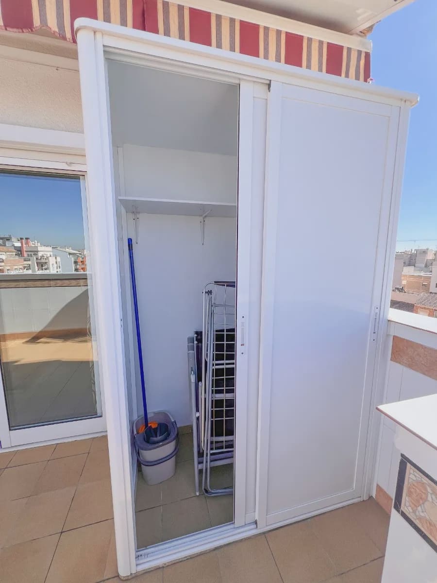 Apartamento de 3 habitaciones en Torrevieja en venta con garaje - 265.000 € (Ref: 9980069)