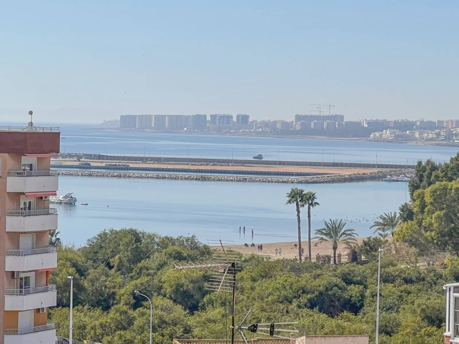 Apartamento de 3 habitaciones en Torrevieja en venta con garaje - 265.000 € (Ref: 9980069)
