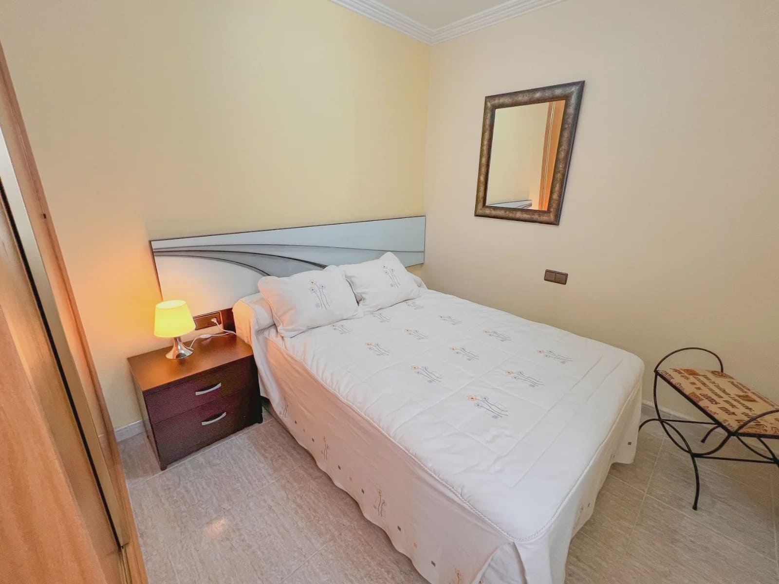 Apartamento de 3 habitaciones en Torrevieja en venta con garaje - 265.000 € (Ref: 9980069)