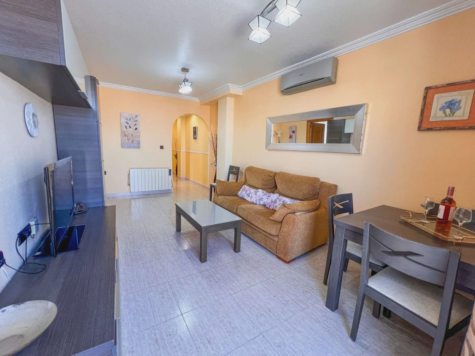 Apartamento de 3 habitaciones en Torrevieja en venta con garaje - 265.000 € (Ref: 9980069)