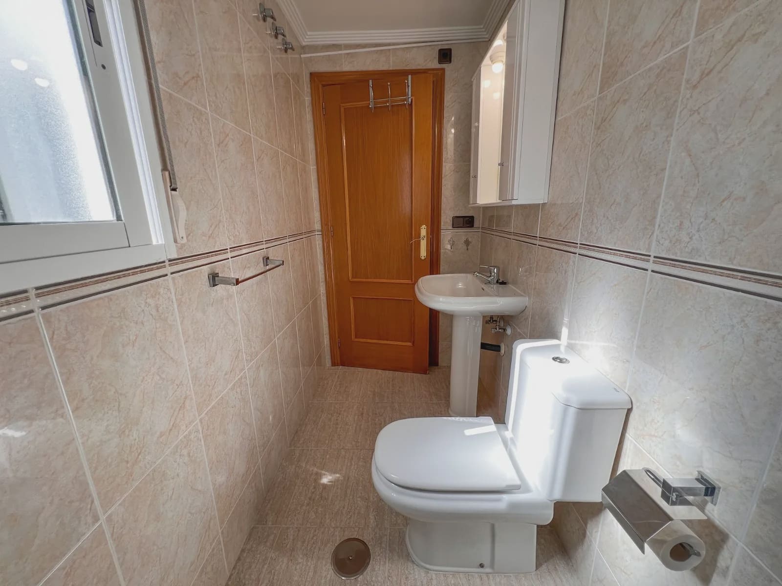 Apartamento de 3 habitaciones en Torrevieja en venta con garaje - 265.000 € (Ref: 9980069)