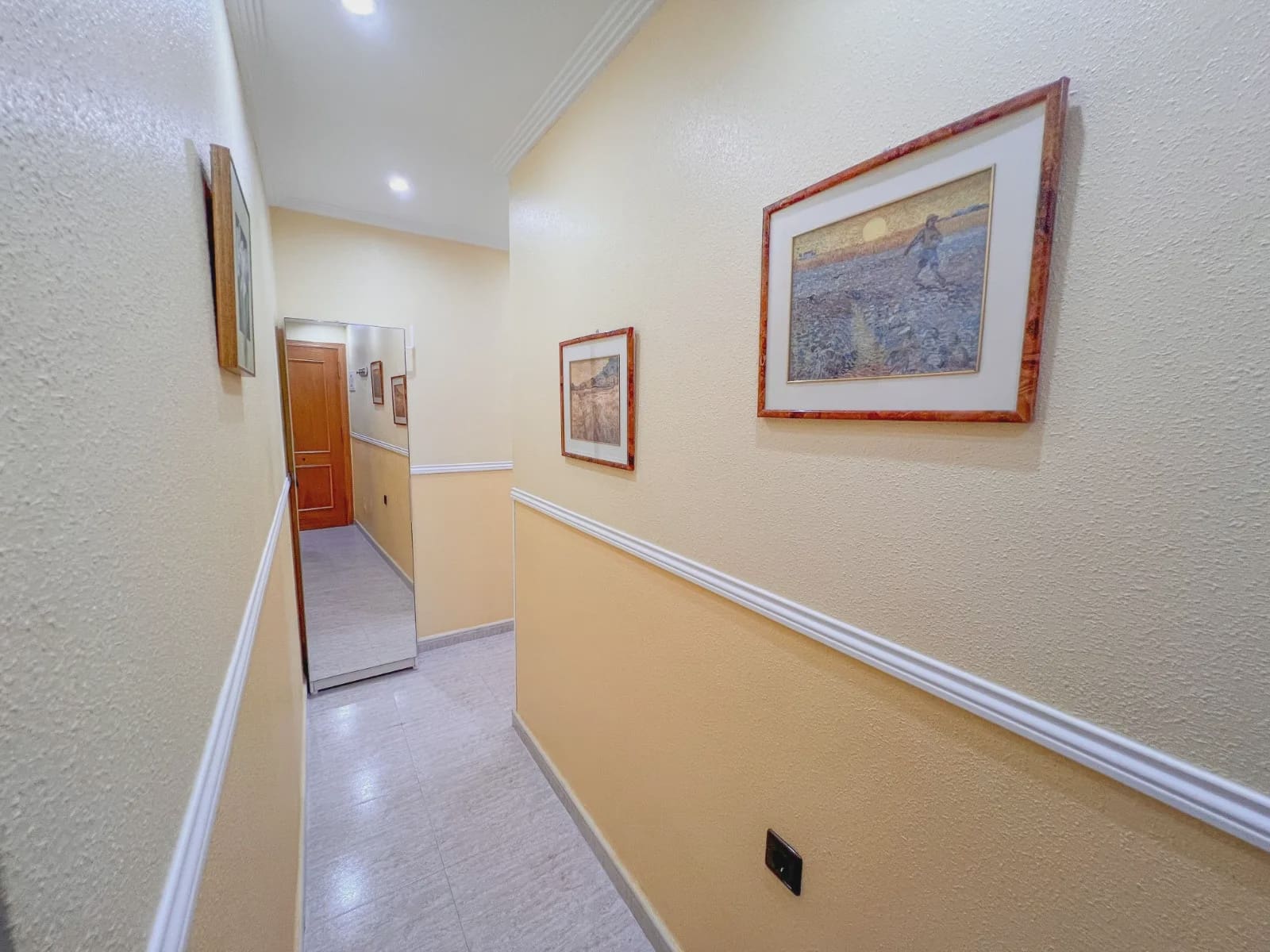 Apartamento de 3 habitaciones en Torrevieja en venta con garaje - 265.000 € (Ref: 9980069)