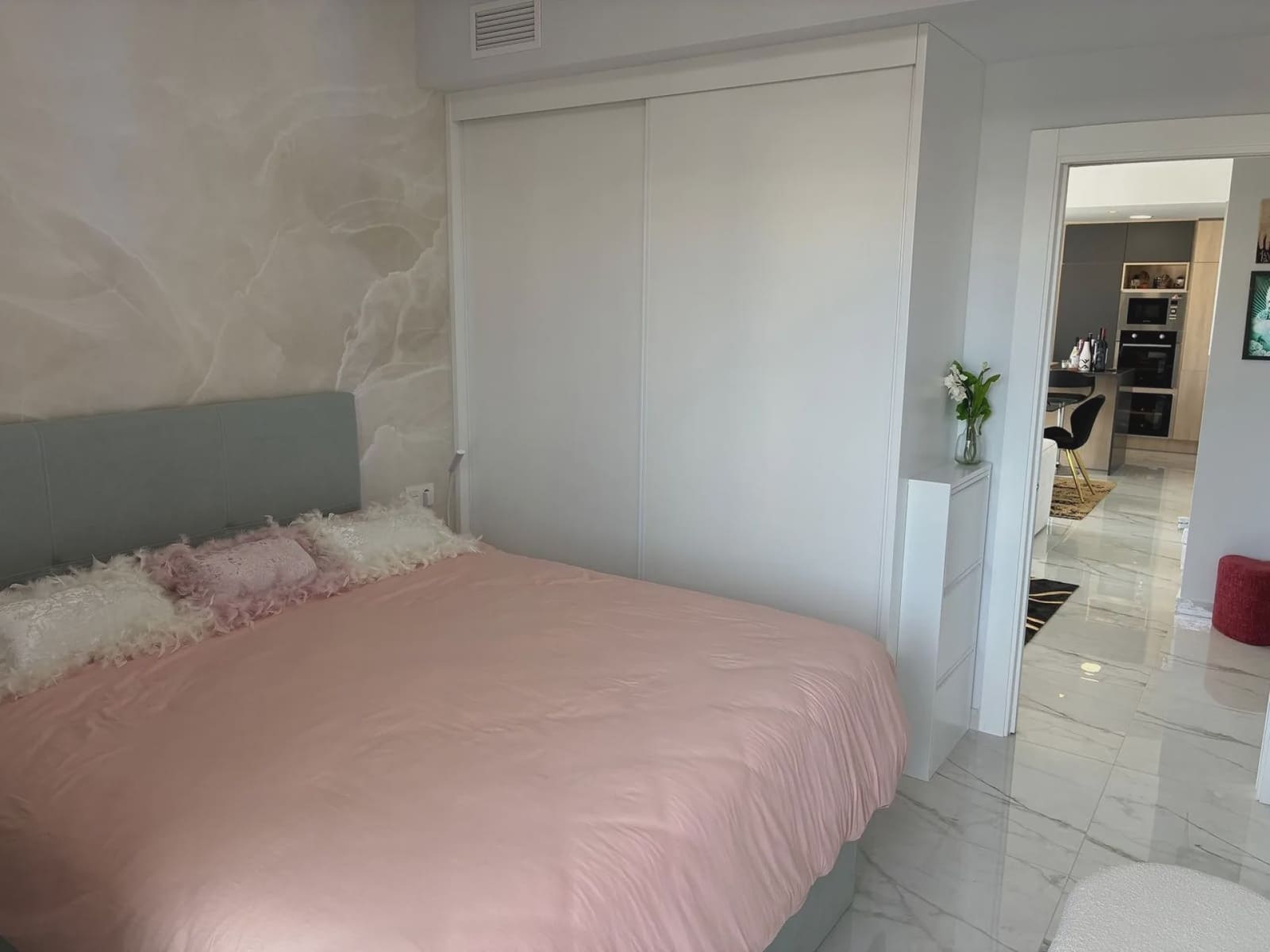 3 soverom Villa til salgs i Los Altos med svømmebasseng garasje - € 529 000 (Ref: 9980121)