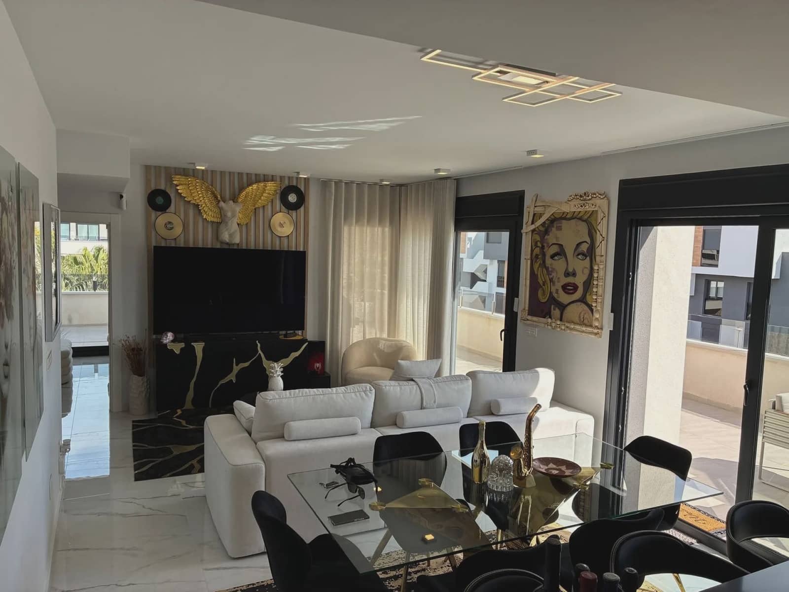 3 soverom Villa til salgs i Los Altos med svømmebasseng garasje - € 529 000 (Ref: 9980121)