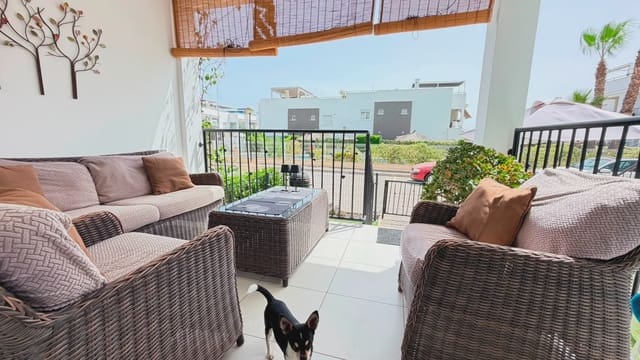 Apartamento de 2 habitaciones en Parque Acuático - Sector 25, Torrevieja en venta con piscina garaje - 235.000 € (Ref: 9980123)