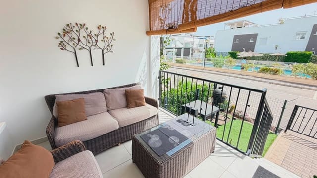 Apartamento de 2 habitaciones en Parque Acuático - Sector 25, Torrevieja en venta con piscina garaje - 235.000 € (Ref: 9980123)