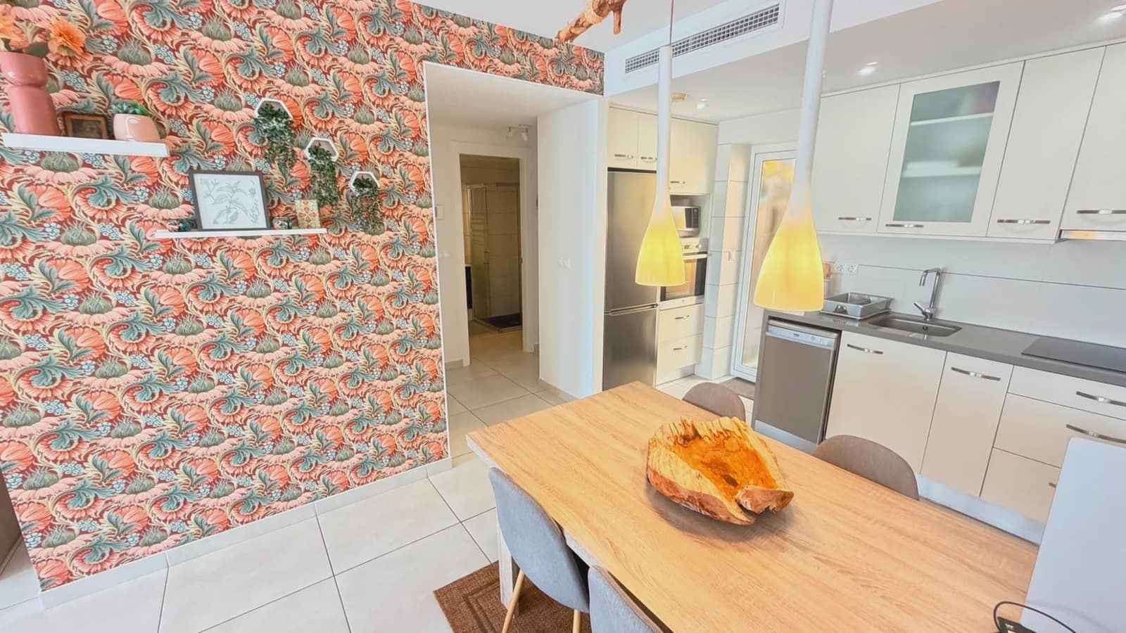 2 soverom Leilighet til salgs i Torrevieja med svømmebasseng garasje - € 235 000 (Ref: 9980123)