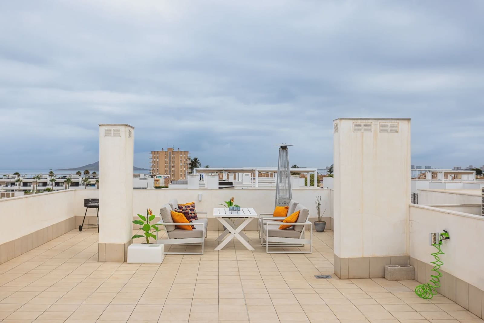 3 soveværelse Lejlighed til salg i Mar de Cristal med swimmingpool garage - € 299.000 (Ref: 9980124)