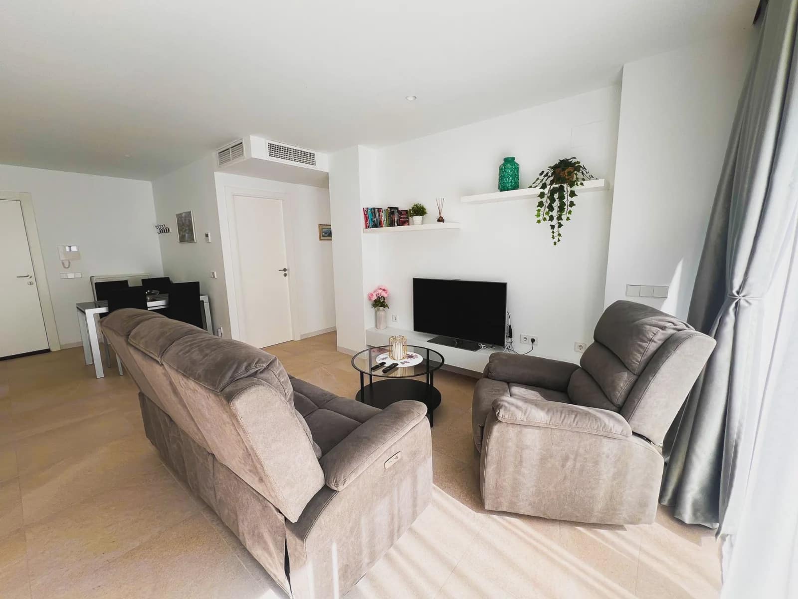 2 soveværelse Lejlighed til salg i Torrevieja med swimmingpool garage - € 310.000 (Ref: 9980126)