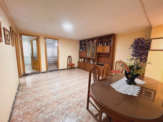 Apartamento de 3 habitaciones en Guardamar Playa, Guardamar del Segura en venta - 245.000 € (Ref: 9980127)