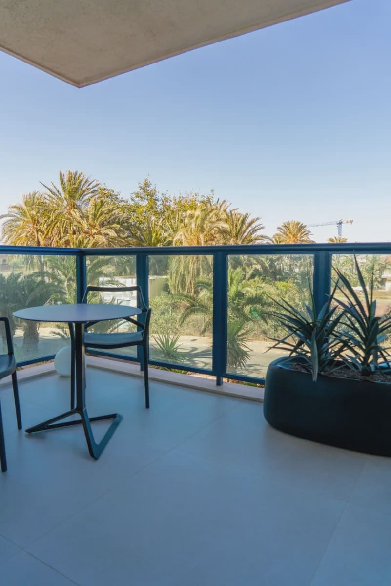 2 Zimmer Apartment zu verkaufen in La Veleta mit Pool - 273.000 € (Ref: 9980128)