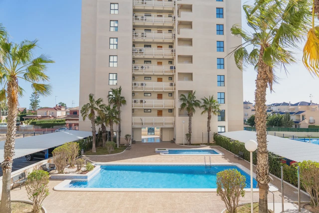 2 Zimmer Apartment zu verkaufen in La Veleta mit Pool - 273.000 € (Ref: 9980128)