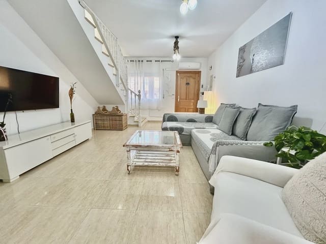 Casa de 4 habitaciones en San Pedro del Pinatar ciudad, San Pedro del Pinatar en venta con piscina - 215.000 € (Ref: 9980129)