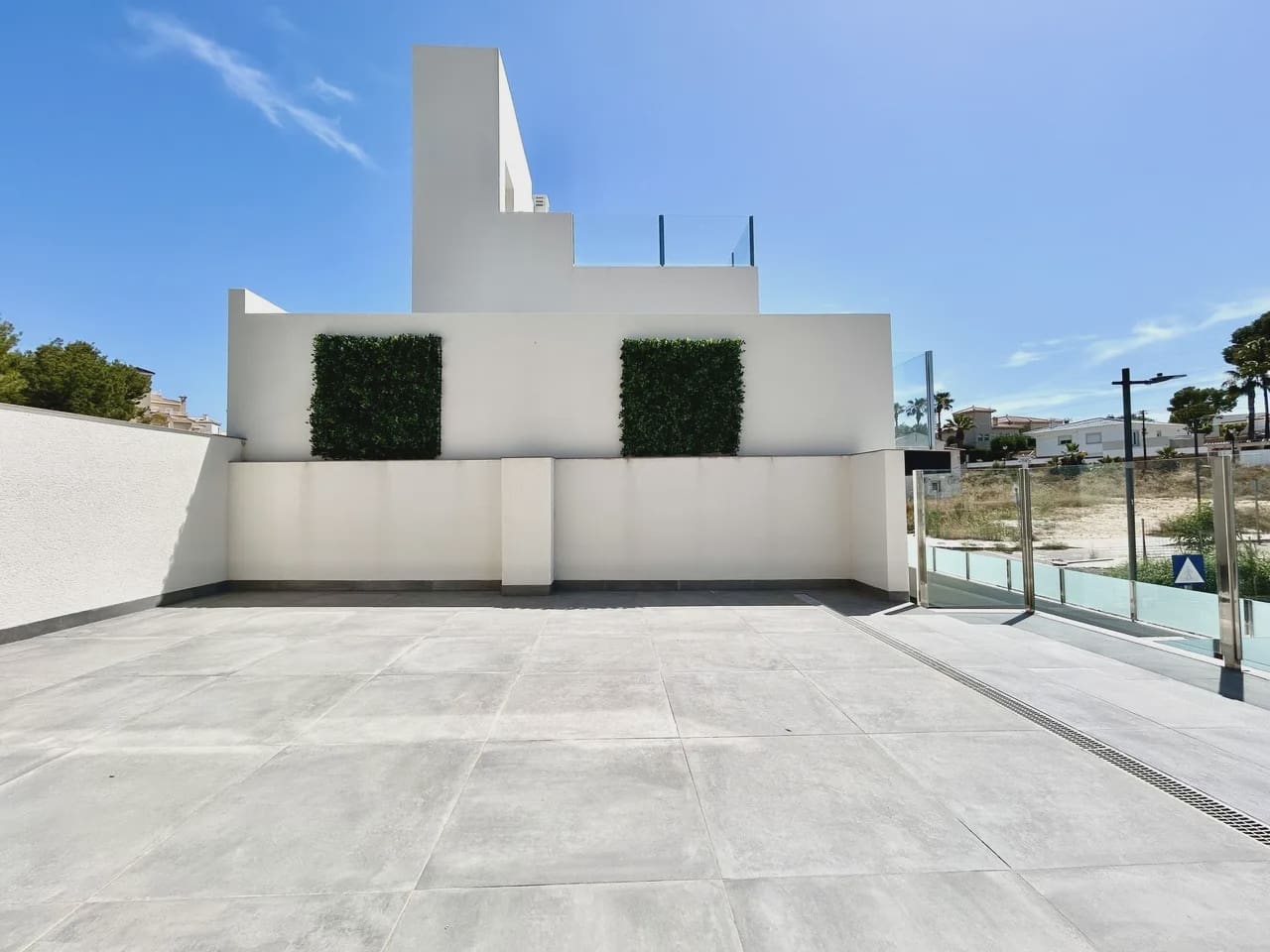 2 bedroom Villa for sale in Villamartin with pool garage - € 425,000 (Ref: 9980131)