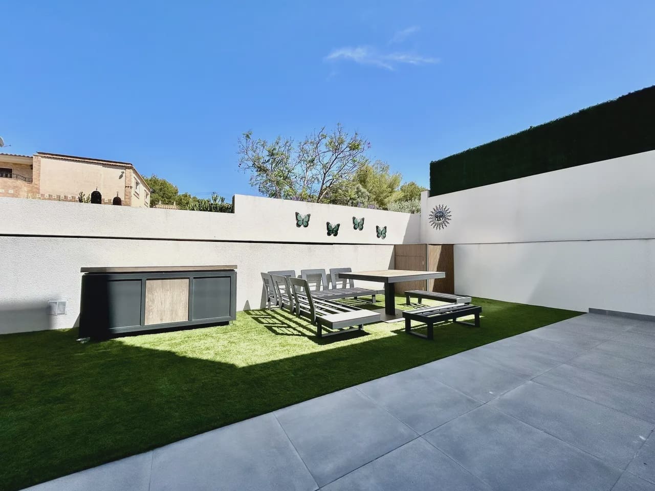 2 bedroom Villa for sale in Villamartin with pool garage - € 425,000 (Ref: 9980131)