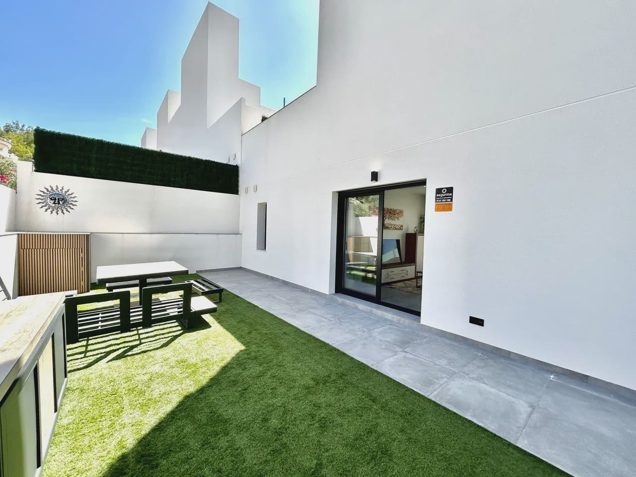 2 bedroom Villa for sale in Villamartin with pool garage - € 425,000 (Ref: 9980131)