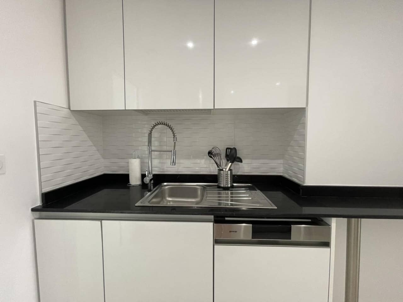 2 soveværelse Lejlighed til salg i Torrevieja med swimmingpool garage - € 450.000 (Ref: 9980133)