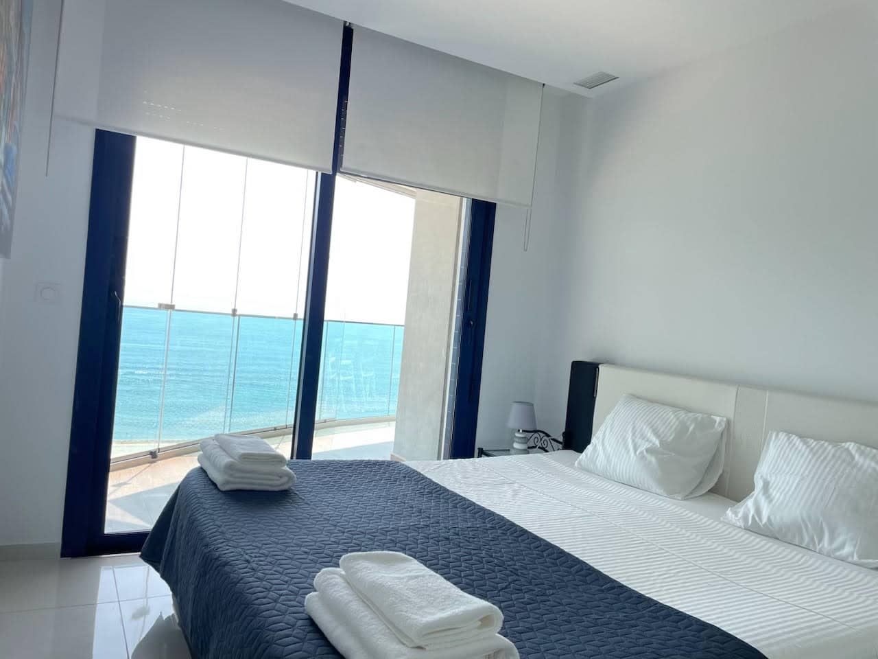 2 soveværelse Lejlighed til salg i Torrevieja med swimmingpool garage - € 450.000 (Ref: 9980133)
