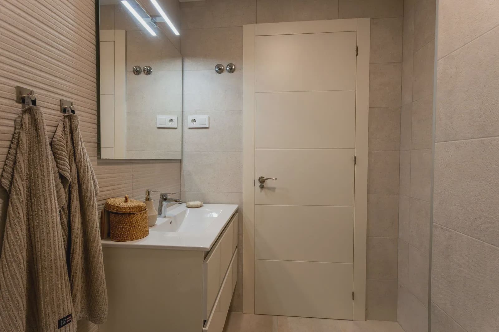 3 makuuhuone Huoneisto myytävänä paikassa San Pedro del Pinatar mukana uima-altaan - 269 900 € (Ref: 9983717)