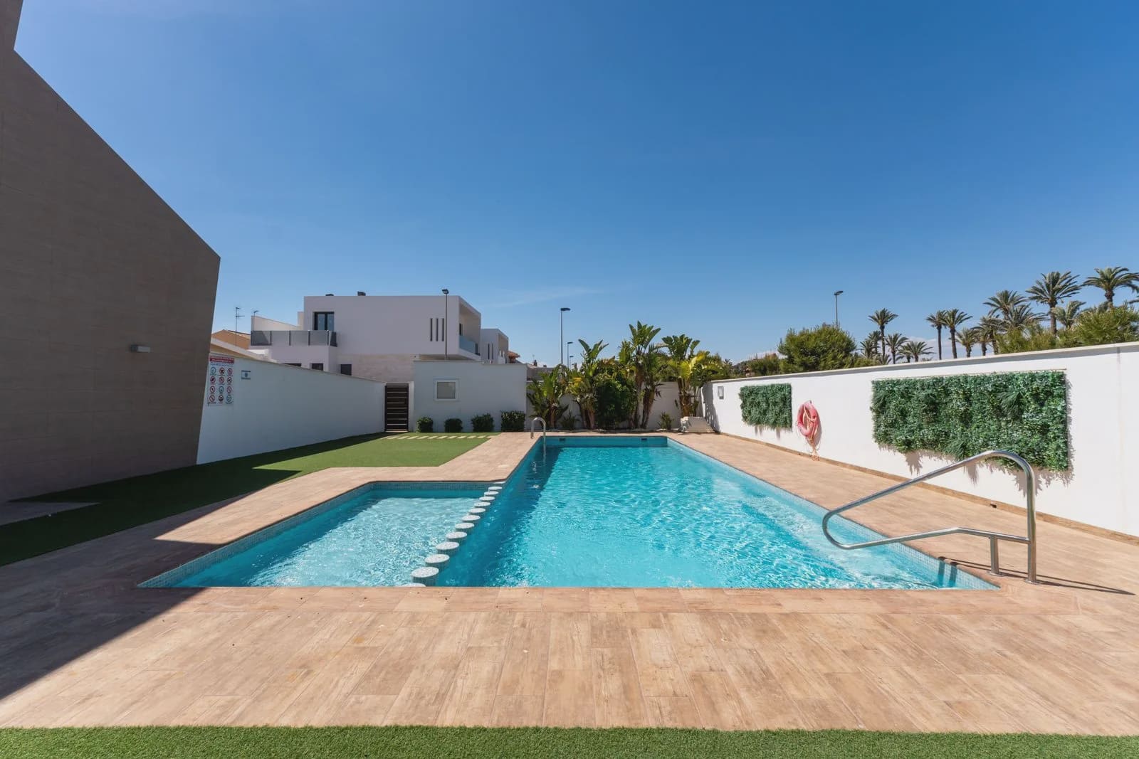 3 makuuhuone Huoneisto myytävänä paikassa San Pedro del Pinatar mukana uima-altaan - 269 900 € (Ref: 9983717)