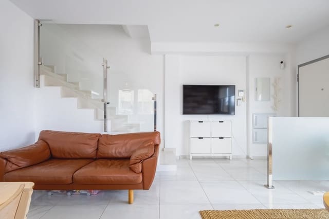 3 soverom Hus til salgs i Los Balcones med svømmebasseng garasje - € 429 000 (Ref: 9983718)